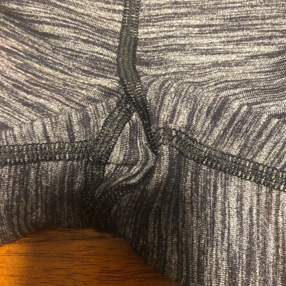 Victoria Sport Cropped Leggings Women’s Small